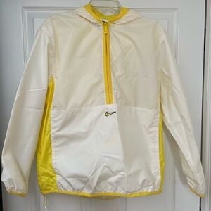 Vintage Nike windbreaker athletic performance jacket Adult size M